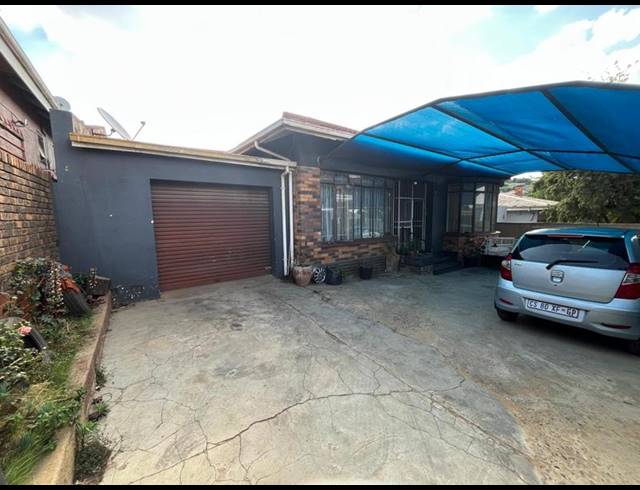 3 BEDROOM HOUSE FOR SALE IN KENSINGTON